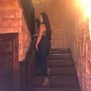 Meet your Posher, Kendra